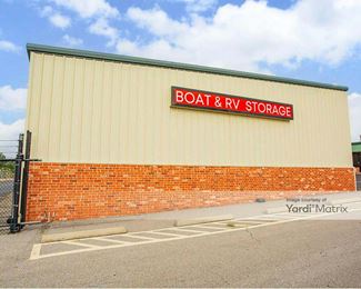 Photo 3 of SecurCare Self Storage - 3819 South Division Street, Guthrie, OK