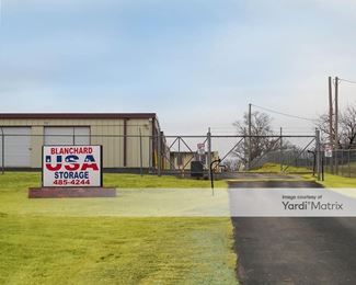 Photo 2 of Blanchard USA Storage - 798 West Broadway Street, Blanchard, OK