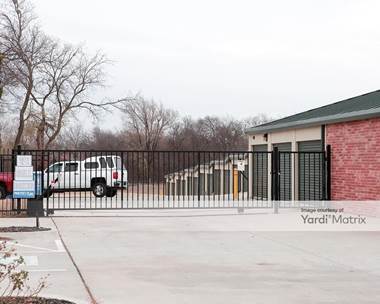 Storage Units for Rent available at 1620 North Broadway, Moore, OK 73160