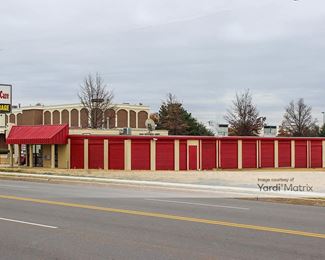Photo 2 of SecurCare Self Storage - 8600 Roxbury Blvd, Oklahoma City, OK