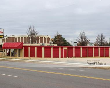 Storage Units for Rent available at 8600 Roxbury Blvd, Oklahoma City, OK 73132
