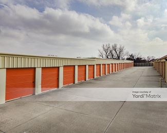 Photo 3 of Storage ‘R’ Us - 900 NW Rogers Lane, Lawton, OK
