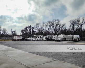 Photo 4 of Storage ‘R’ Us - 900 NW Rogers Lane, Lawton, OK