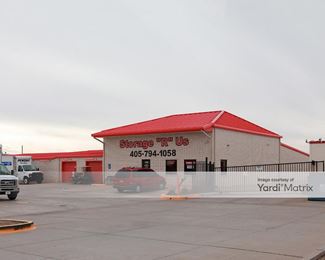 Photo 1 of Storage ‘R’ Us - 3411 South I-35 Service Road, Moore, OK