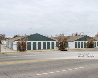 Photo 2 of Extra Closet Self Storage - 5980 NW 36th, Warr Acres, OK