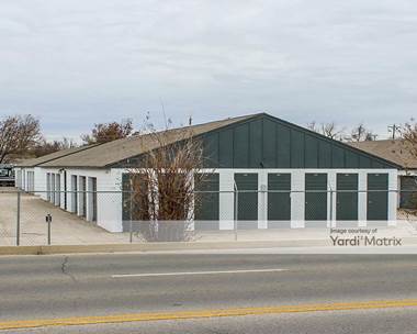 Storage Units for Rent available at 5980 NW 36th, Warr Acres, OK 73122