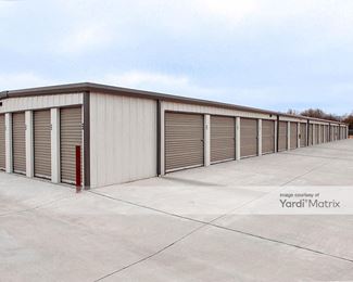 Photo 3 of Click Storage - 1951 South Douglas Blvd, Midwest City, OK