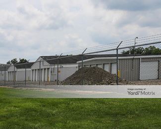 Photo 5 of J-J Store-Lock - 2935 Terry Drive, Middletown, OH