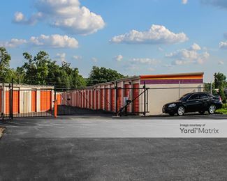 Photo 4 of Public Storage - 3677 East Kemper Road, Sharonville, OH