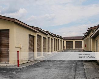 Photo 3 of Franklin Self Storage - 306 Conover Drive, Franklin, OH