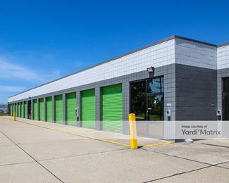 Photo 3 of Extra Space Storage - 2900 Crescent Springs Pike, Erlanger, KY