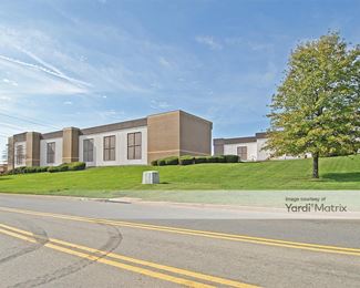 Photo 5 of StorageMart - 16101 West 95th Street, Lenexa, KS