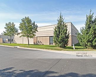 Photo 4 of StorageMart - 9220 West 135th Street, Overland Park, KS