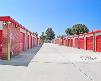 Photo 2 of iStorage - 13371 South Black Bob Road, Olathe, KS