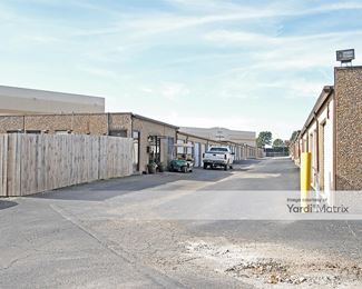 Photo 3 of I-35 / I-435 Self Storage - 10750 Cottonwood Street, Lenexa, KS