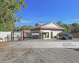 Photo 3 of Public Storage - 6600 State Avenue, Kansas City, KS