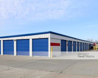 Photo 3 of National Storage Centers - 1638 South Newburgh Road, Westland, MI