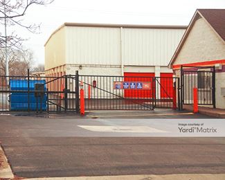 Photo 2 of Public Storage - 3650 Enterprise Drive, Allen Park, MI