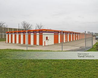 Photo 5 of Public Storage - 5060 Coolidge Hwy, Royal Oak, MI