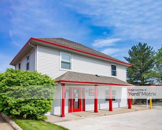 Photo 3 of iStorage - 41250 Garfield Road, Clinton Township, MI