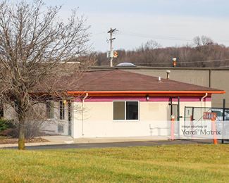 Photo 3 of Public Storage - 12900 Newburgh Road, Livonia, MI