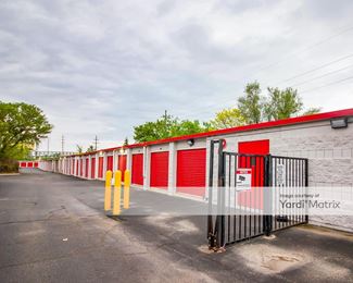 Photo 3 of iStorage - 1782 Pontiac Drive, Sylvan Lake, MI