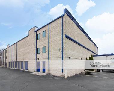 Storage Units for Rent available at 14433 Telegraph Road, Redford, MI 48239
