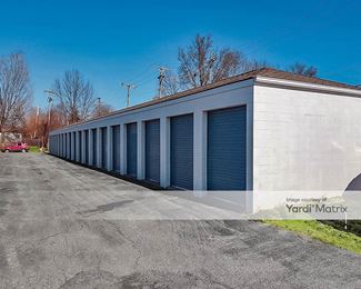 Photo 2 of America Famous Storage - 9610 Highland Road, White Lake, MI