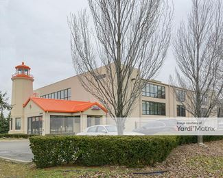 Photo 2 of Public Storage - 28600 Grand River Avenue, Farmington Hills, MI
