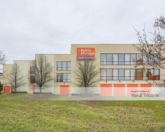 Photo 4 of Public Storage - 28600 Grand River Avenue, Farmington Hills, MI