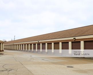Photo 4 of Stow and Go Self Storage - 41999 Ann Arbor Road East, Plymouth, MI