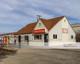 Photo 1 of Public Storage - 1901 East West Maple Road, Walled Lake, MI