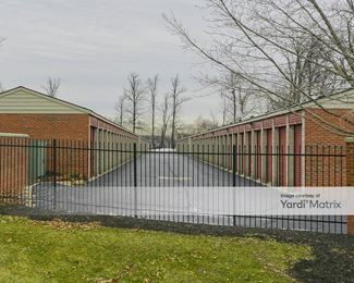 Photo 3 of Mini U Storage - 39670 Grand River Avenue, Novi, MI