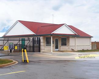 Photo 1 of Extra Space Storage - 11511 Allen Road, Southgate, MI