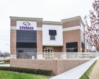 Photo 2 of EZ Storage - 25538 Woodward Avenue, Royal Oak, MI