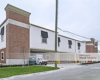 Photo 3 of EZ Storage - 25538 Woodward Avenue, Royal Oak, MI