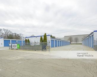 Photo 5 of A Place To Store - 34200 West Nine Mile Road, Farmington, MI