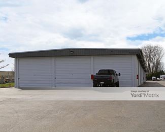 Photo 4 of Mini-Maxi Self Storage - 43683 North Gratiot Avenue, Clinton Township, MI