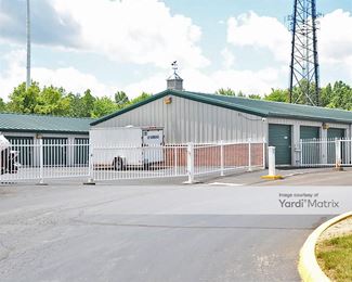 Photo 2 of Village Self Storage - 425 Village Park Drive, Powell, OH