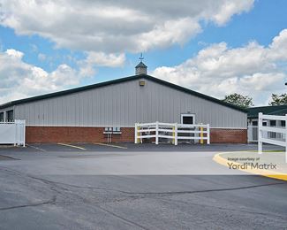 Photo 4 of Village Self Storage - 425 Village Park Drive, Powell, OH