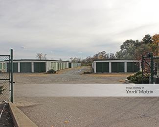 Photo 2 of 24/7 Self Storage - 200 McGinley Avenue, West Mifflin, PA