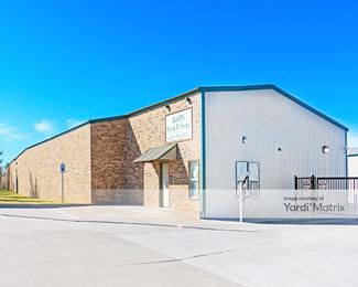 Photo 3 of Aaspen Boat-RV Storage - 10701 NW 23rd Street, Yukon, OK