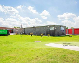 Photo 3 of Storelocal Storage - 2209 North Douglas Blvd, Oklahoma City, OK
