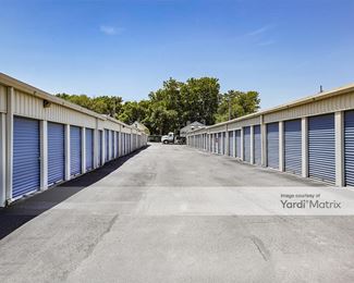 Photo 2 of St Bernard Self Storage - 1020 Kieley Place, St. Bernard, OH