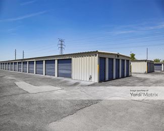 Photo 3 of St Bernard Self Storage - 1020 Kieley Place, St. Bernard, OH
