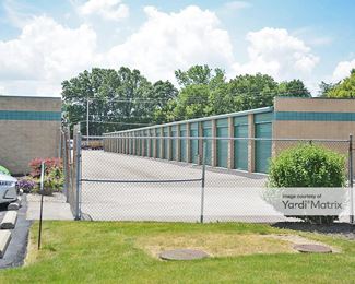 Photo 3 of Extra Space Storage - 3450 Parkway Lane, Hilliard, OH