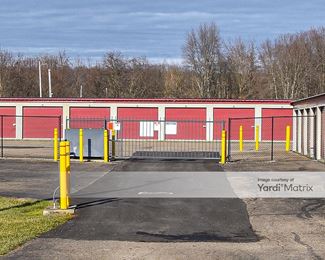 Photo 2 of Storage Rentals of America - 6980 Hunter Drive, New Lexington, OH