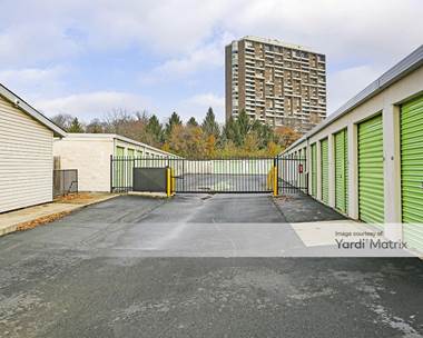 Storage Units for Rent available at 900 Urlin Avenue, Columbus, OH 43215
