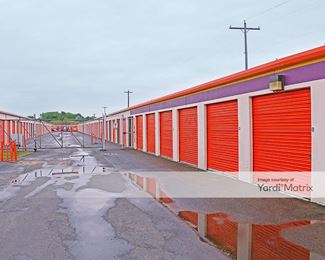 Photo 3 of Public Storage - 6750 Ambleside Drive, Columbus, OH