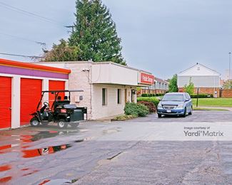 Photo 4 of Public Storage - 6750 Ambleside Drive, Columbus, OH